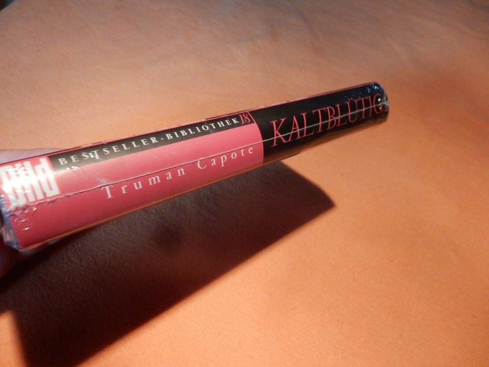 Buch (2x) : Kaltblütig  - Truman Capote...verschiedene Ausgaben in Olching
