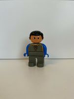 Lego Duplo Figur Mann Eskimo Haare schwarz Kleidung grau/blau Rodenkirchen - Sürth Vorschau