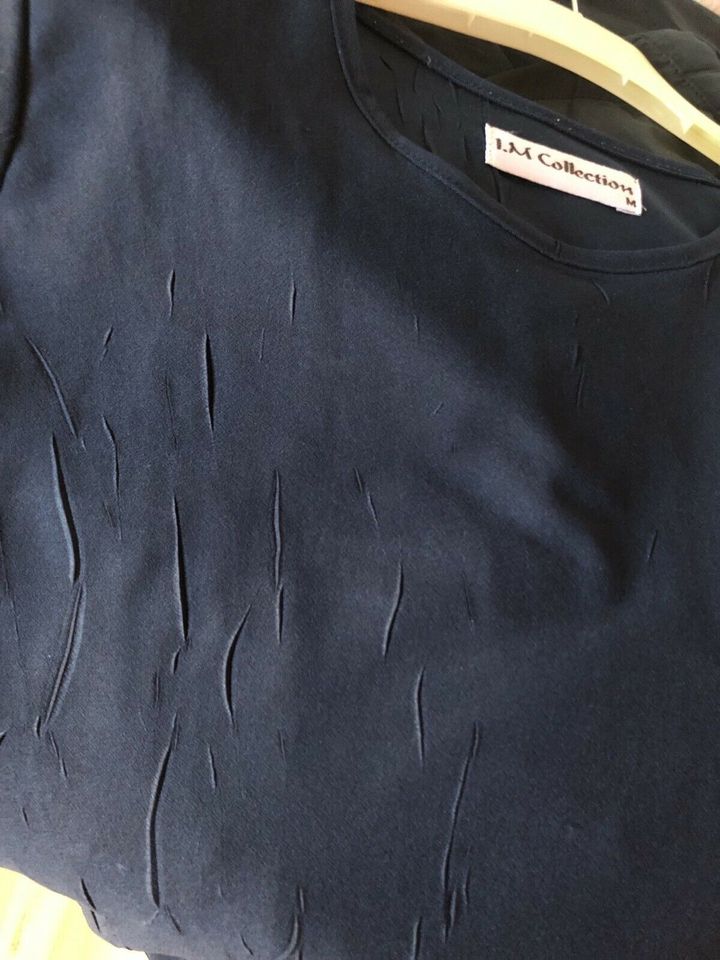 Shirt T-Shirt Bluse Falten dunkelblau leichter Stoff M kurzarm in Koblenz