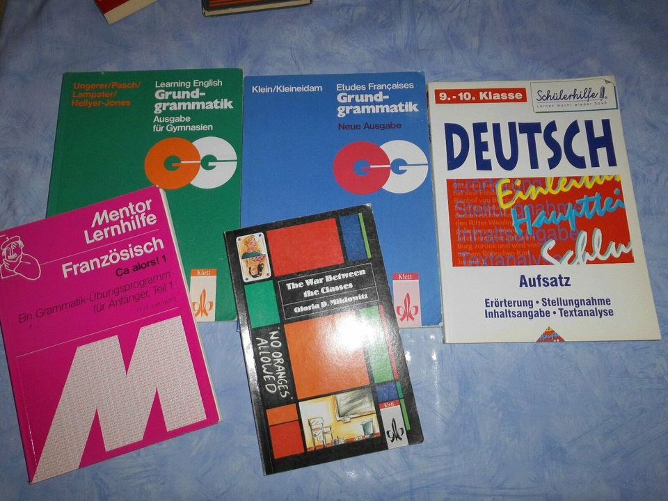 Schulbücher, Mathe,Deutsch,Englisch,Französisch,Chemie..19 Bücher in Barsinghausen