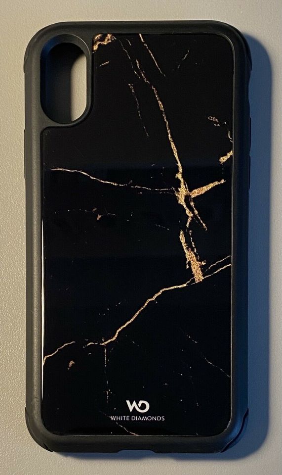 Tough Marble Case fürs iPhone X / XS (schwarz/gold) in Potsdam