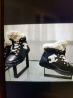SUCHE!!!!! Chanel Boots gr 38-39 Berlin - Wilmersdorf Vorschau