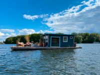 ♥ Hausboot mit Kamin mieten ♥ Urlaub auf dem Wasser (Berlin) Friedrichshain-Kreuzberg - Friedrichshain Vorschau