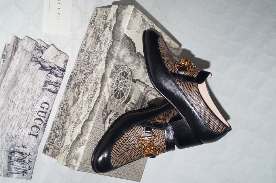Original Gucci Loafer Schuhe Gr.36 Schwarz-Gold Neu! Leder in Edewecht