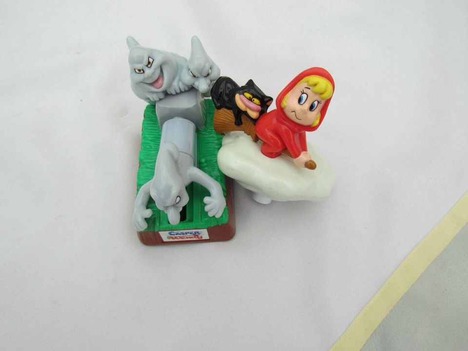 Casper und Wendy Figuren aus dem Burger King Menu in Selfkant