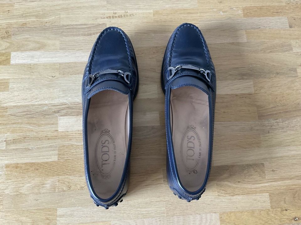 TOD´S blaue College Schuhe (feste Sohle) Gr. 38 1/2 in Bonn