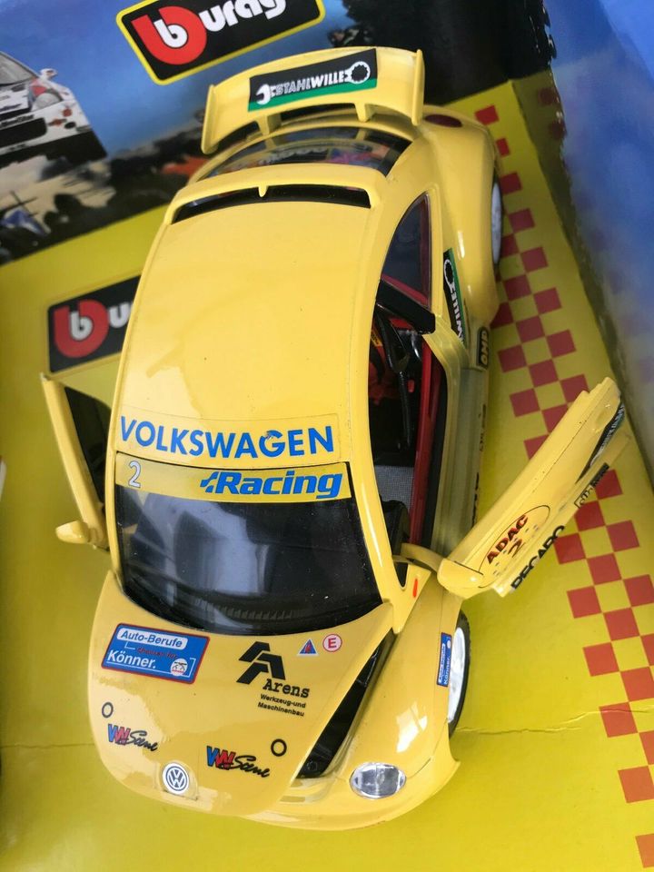 NEU OVP BBurago Racing Team 1:24 Doppelpack VW Beetle u. 3er BMW in Vilshofen an der Donau