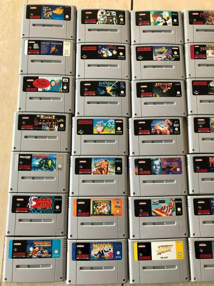 Riesige Super Nintendo (SNES) Sammlung (Einzelkauf möglich) in Düsseldorf
