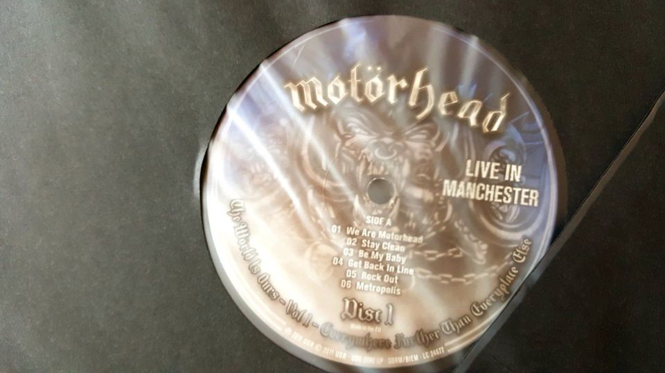Motörhead The World Is Ours 4 LP Box Set MotorBag Version Rarität in Quakenbrück