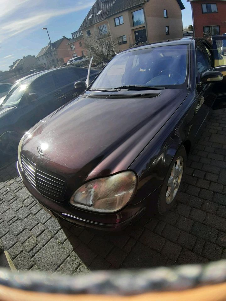 Mercedes  w220 in Euskirchen