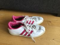 Sneakers Turnschuhe von Adidas neo Gr 36 München - Trudering-Riem Vorschau