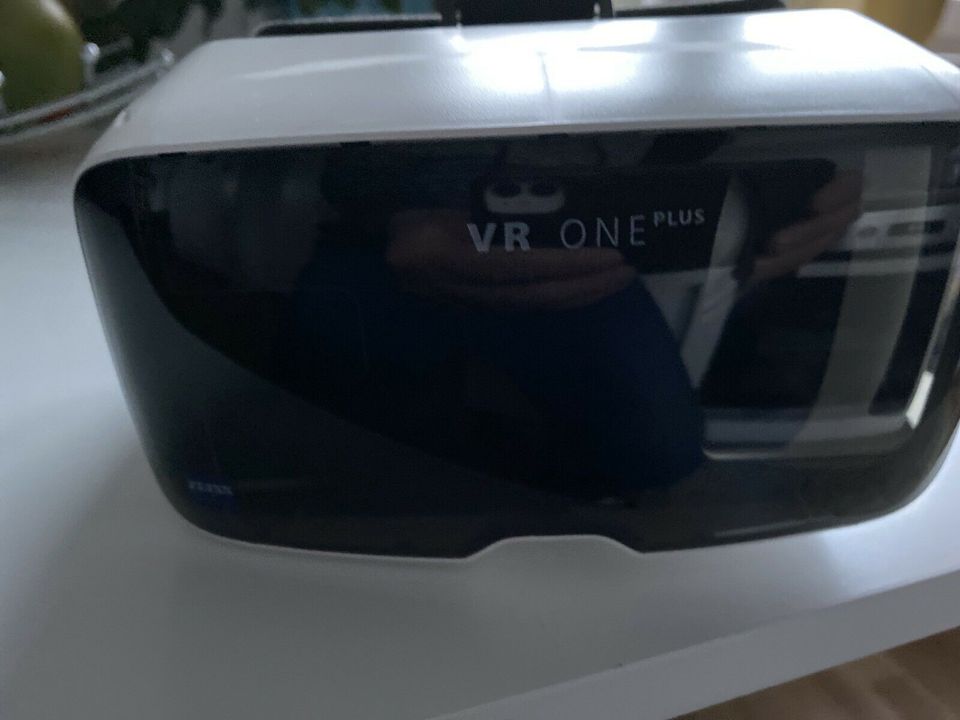 VR Brille One Plus Zeiss in Bayern - Hummeltal