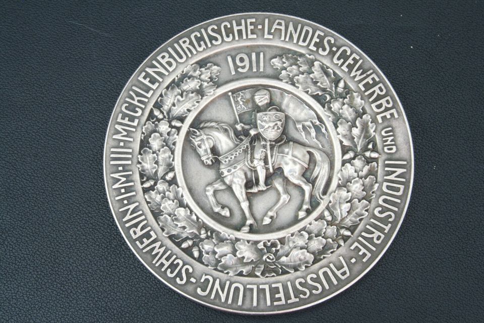 Medaille 2.Preis Industrieausstellung Schwerin anno 1911 in Niedersachsen - Cloppenburg