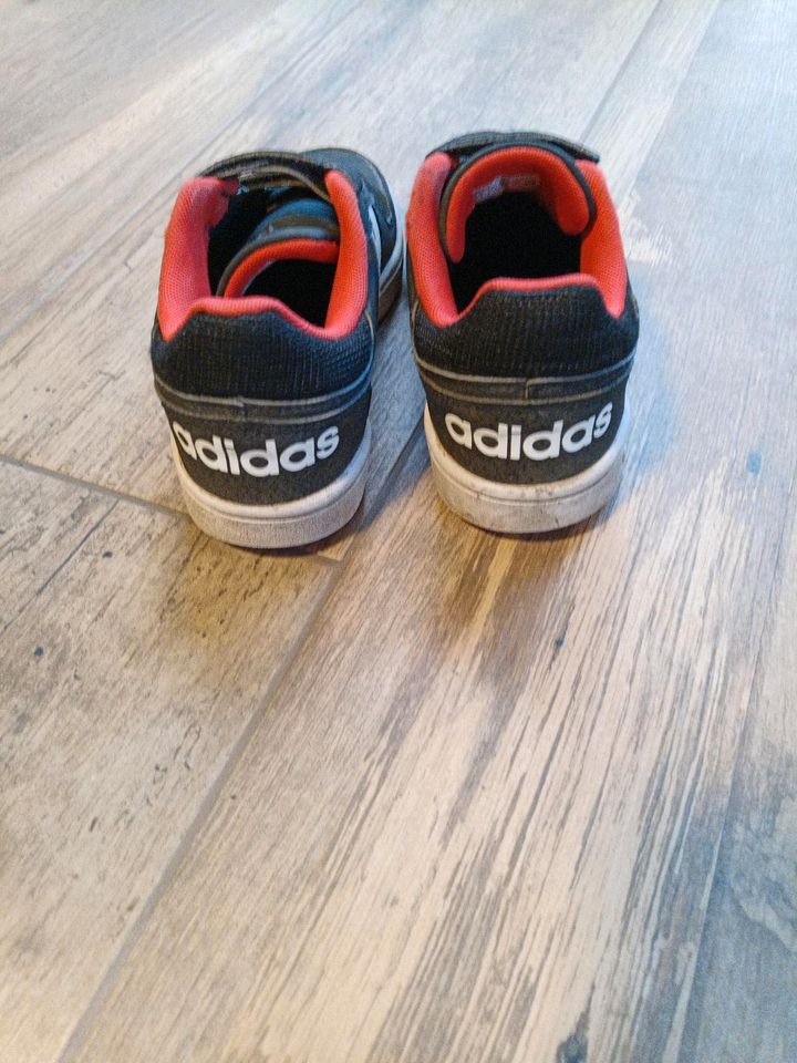 ❤️ Adidas Hoops 2.0 Sneakers Gr. 32 ❤️ in Waldmünchen