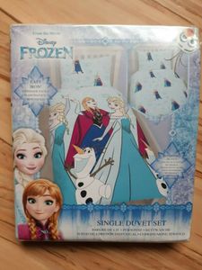 Diseney Frozen Die Eiskönigin 3D Kissen Formkissen Olaf NEU 