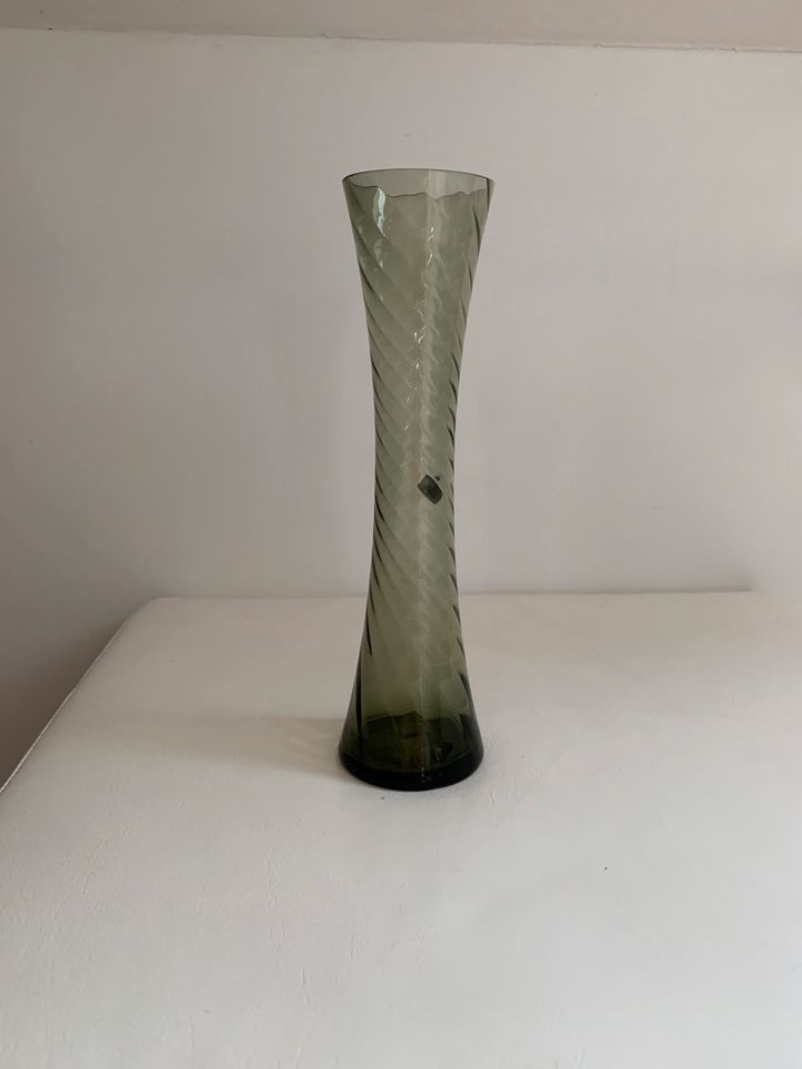 Alfred Taube Vohenstrauss Vase Rauchglas 60er 70er Jahre, Vintage in Hessen - Neu-Isenburg