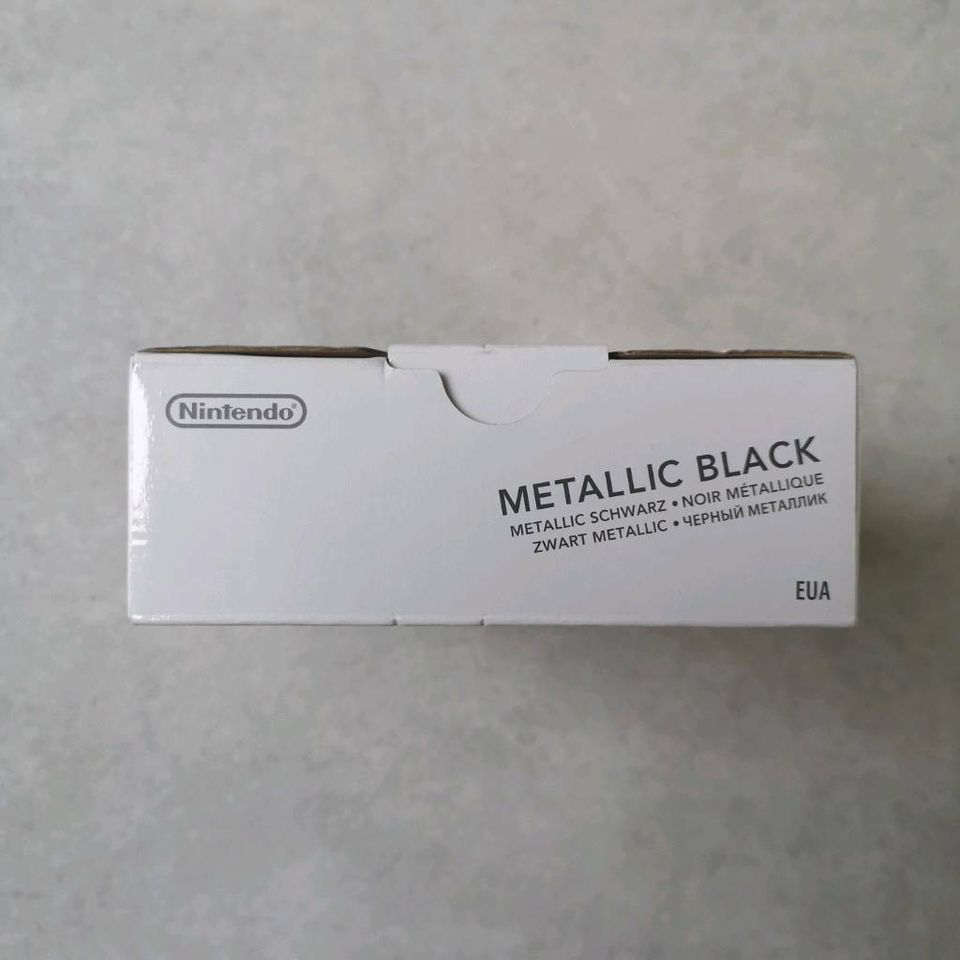 Nintendo New 3DS XL doppel IPS Display Metallic Black in Paderborn