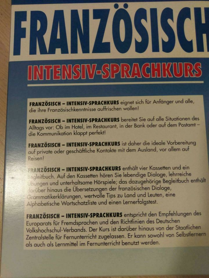 Sprachkurs Französisch Compact-Cassetten mit Begleitbuch in Hamburg