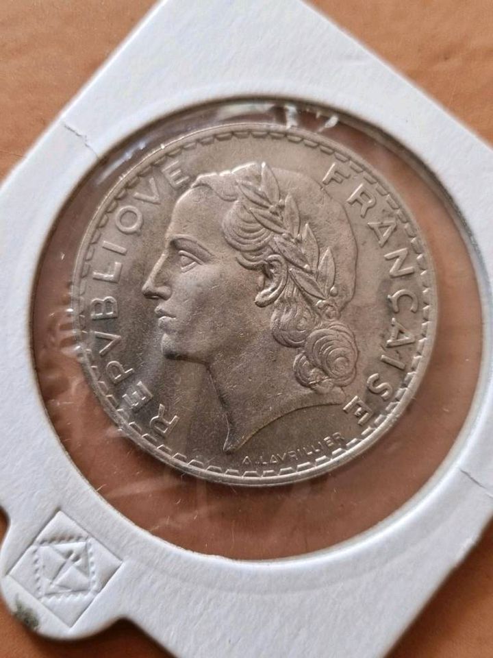 Verschiede Münzen aus Sammlung in Bad Frankenhausen/Kyffhäuser