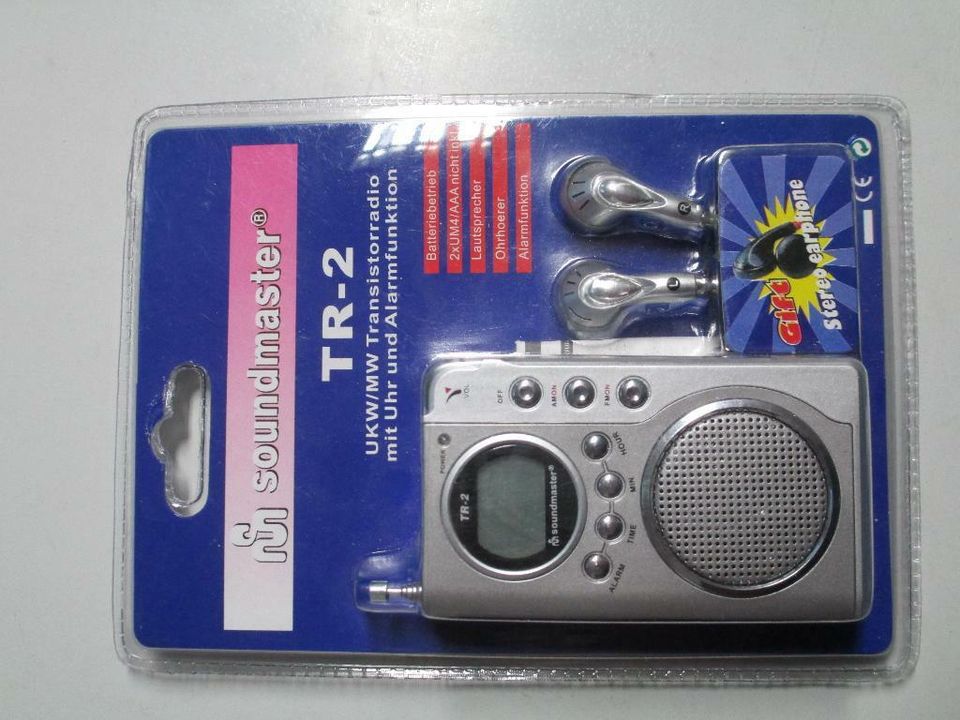1 SM Soundmaster UKW / MW Transistorradio mit Uhr / Alarmfunktion in Bindlach