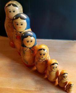 75 Typs Russische Matroschka Babuschka Matrjoschka Holz Puppe Kinder Spiezeug 