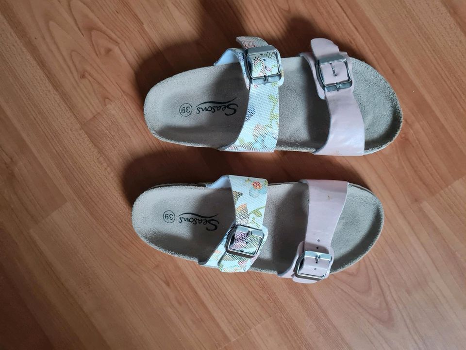 Damen Schuhe Hausschuhe & Slipper Damen Schlappen/Sandalen gr.39 