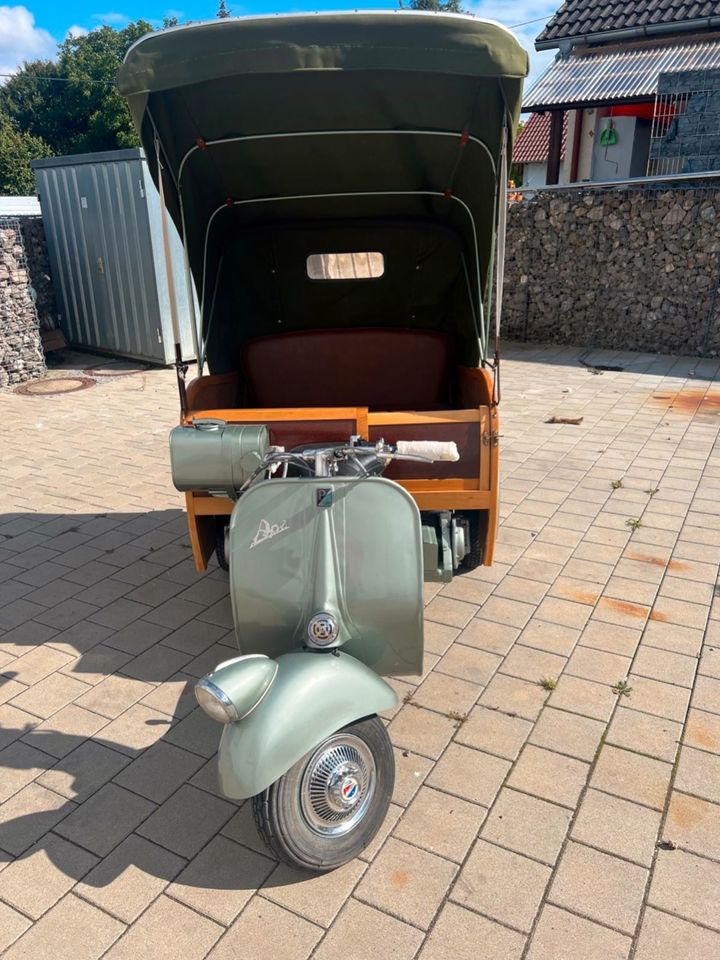 Piaggio Ape Calessino Bj 1956 Vespa Dreirad Taxi in Bad Abbach
