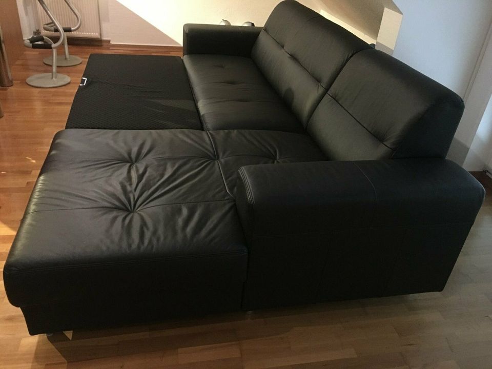 Sofa mit Bettfunktion VOLL LEDER (Echtleder) Ecksofa - wie Neu in Neu-Isenburg