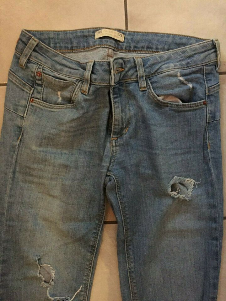 Kleidung in S, Komplettpaket, Jeans, Shorts, 14 Teile in Nordrhein-Westfalen - Castrop-Rauxel