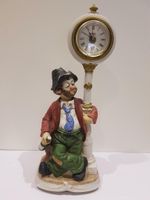 Porzellan-Figur Pennerwilli an der weißen Uhr Bayern - Hirschaid Vorschau