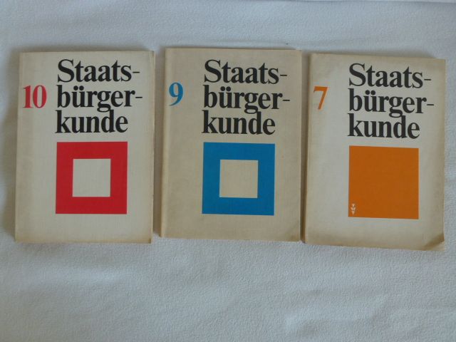 5 DDR Schulbücher  je 5,- in Halle