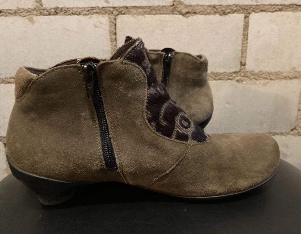 Think Stiefel Boots Stiefeletten 37,5 neuwertig braun, Leder in Bad Säckingen