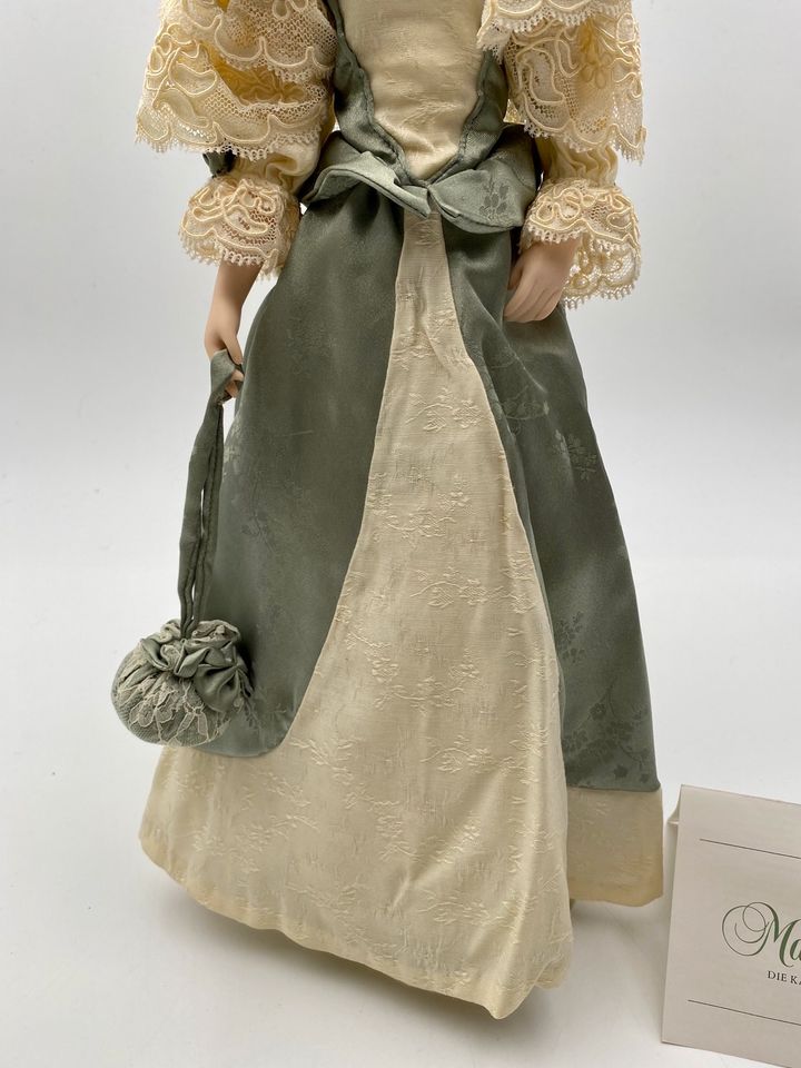 Marie Louise Kaiserwalzer-Puppe Porzellan Spieluhr, Franklin Mint in Oldenburg