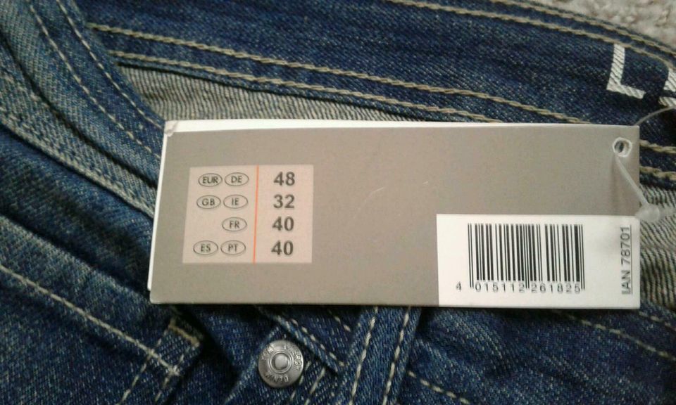 Jeans Neu Herren Hose 5 Pocket Style Grösse 48 in Brandenburg - Döbern