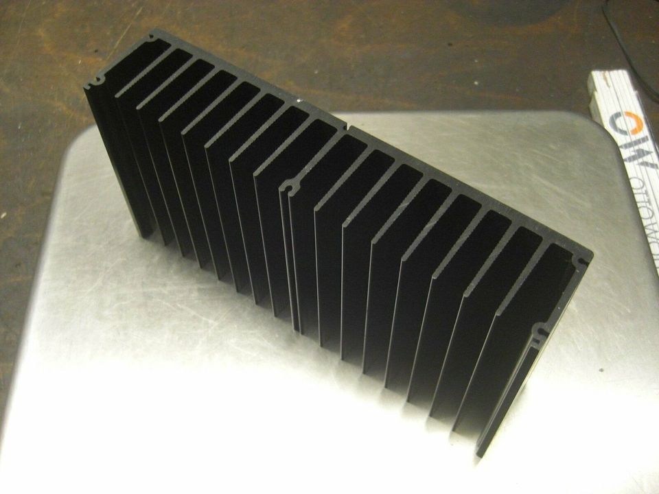 10 Stück 20x20x10mm Kühlkörper Kühlkörper Kühlung Aluminium Heizkörper TPI 