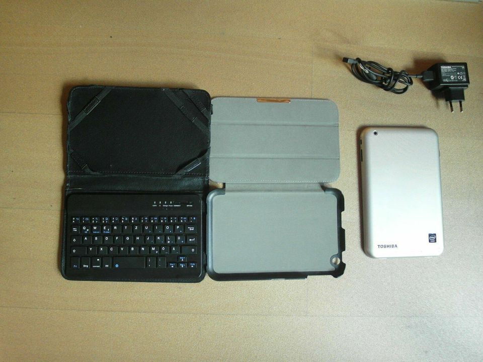 Toshiba Encore WT8-A-102 Tablet neuwertig mit Windows 10 in Nordrhein-Westfalen - Neuss