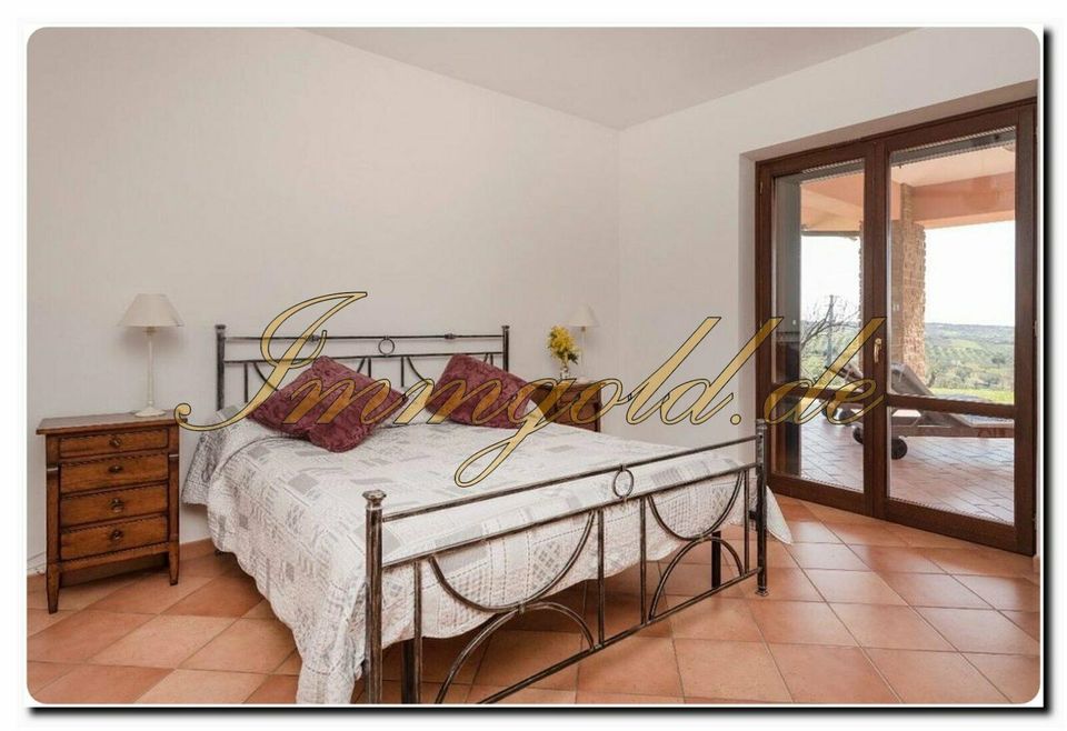 Immogold, exklusive Landhaus-Villa mit Weinbergen nahe Rom in Starnberg