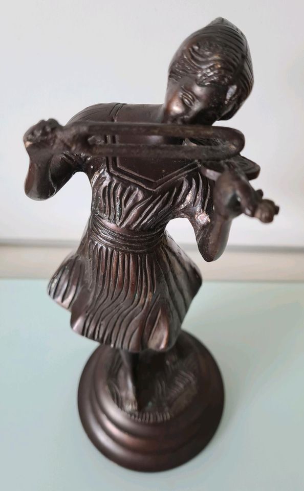Bronzefigur Violinenspielerin 