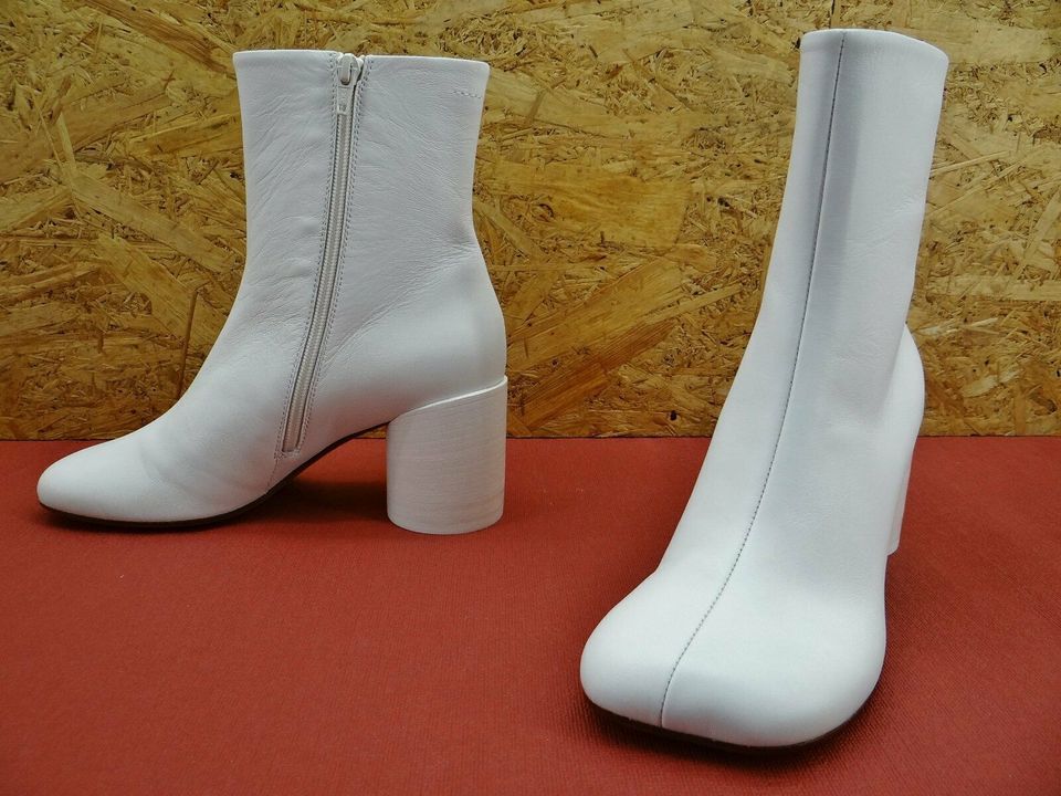 Maison Margiela Stiefeletten in Weiß Damen Schuhe Stiefel Stiefel mit Keilabsatz 