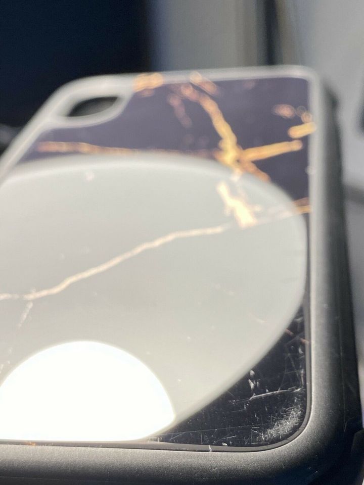 Tough Marble Case fürs iPhone X / XS (schwarz/gold) in Potsdam