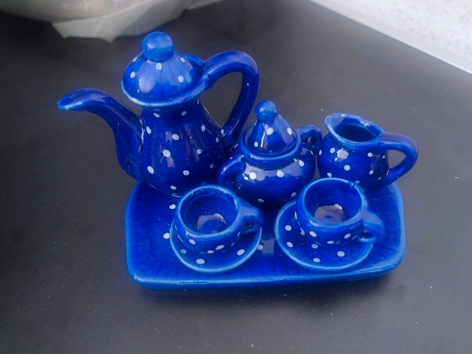 Keramik Geschirr - Set  - Mini - Puppenstube in Görzke