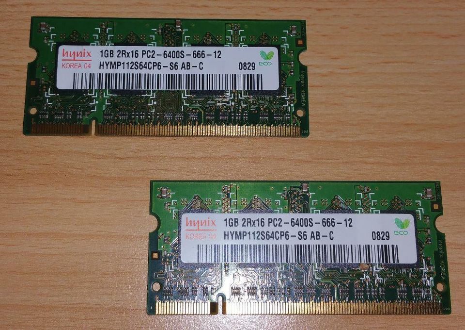 2 Riegel "1GB Hynix 2Rx16 PC2-6400S-666-12" (DRAM) in Wilhelmshorst