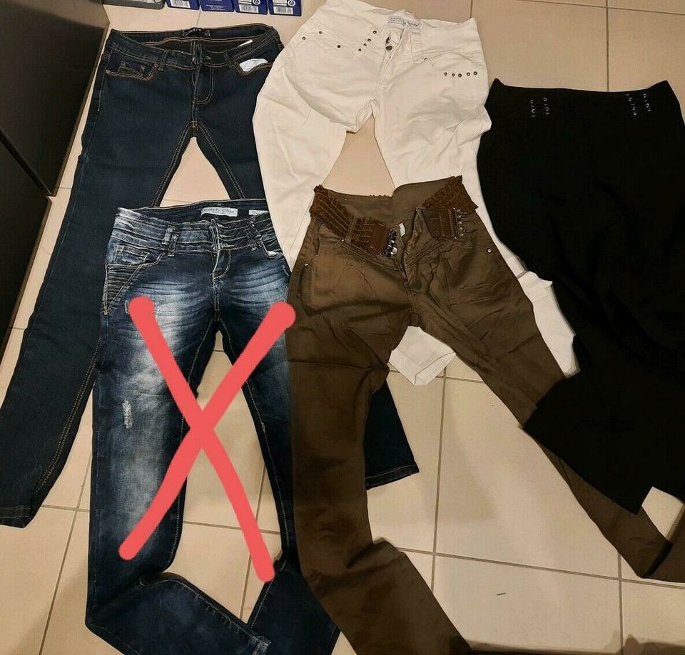 Jeans, Hosen Damen in Berglern
