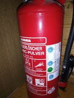 Feuerlöscher Pulver als defekt zu verkaufen weil schon alt Thüringen - Dörna Vorschau