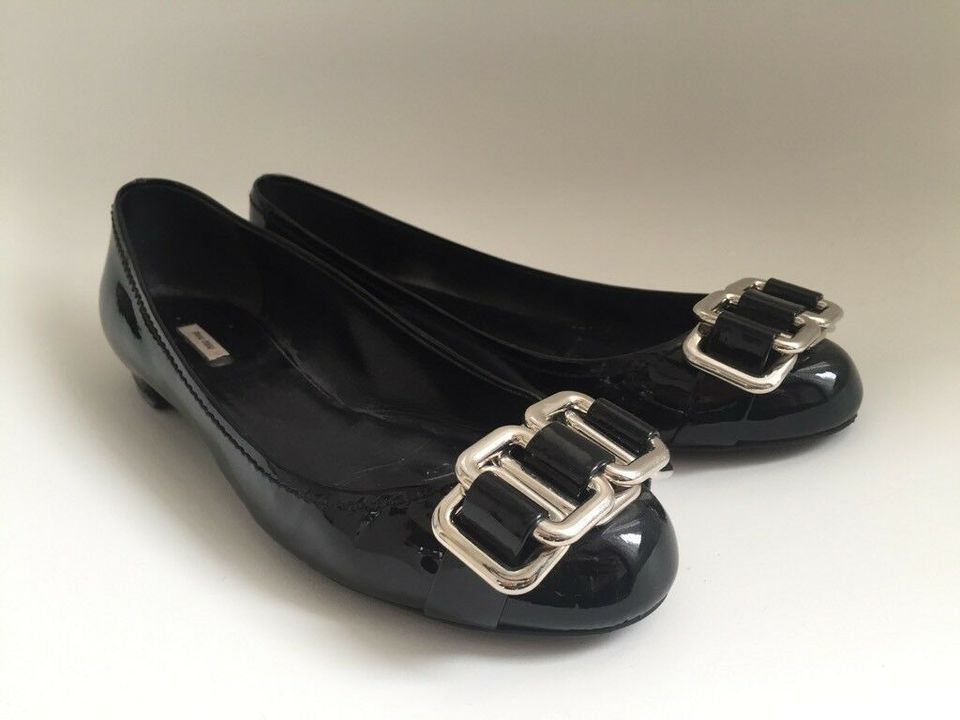 Miu Miu Original Miu Miu Ballerinas Pumps Lackleder Schuhe schwarz mit Nerz 37 