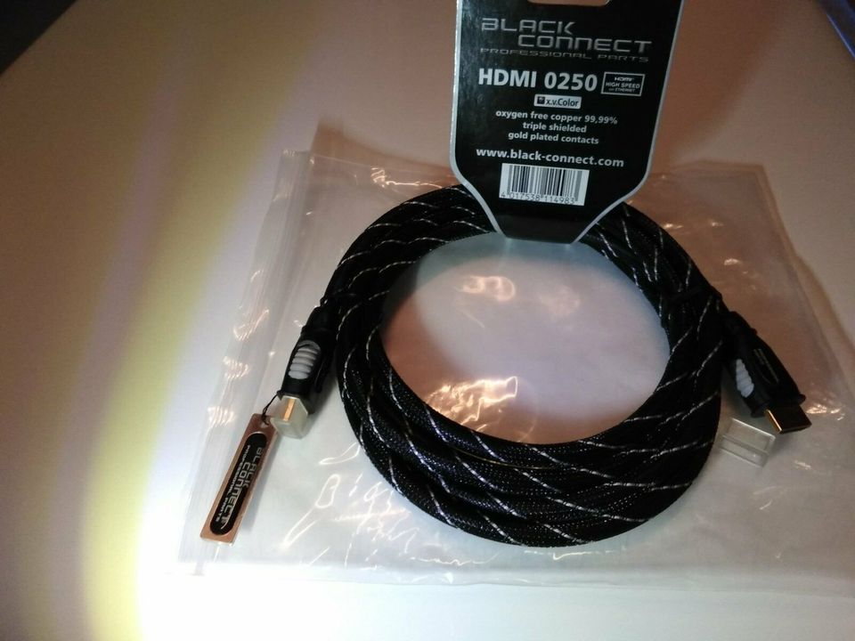 vergoldete Kontakte Black Connect 0250 Premium Scart-Kabel 2,5m 