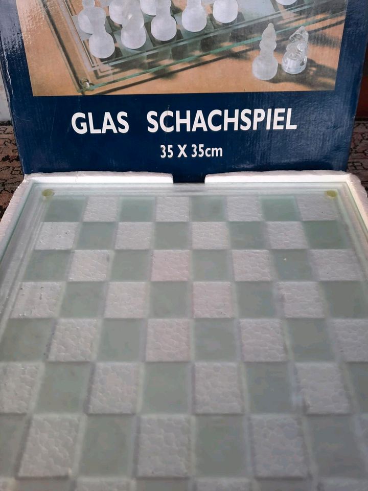 Alt Brettspiele Schach Schachbrett Schachfiguren Schachspiele in Groß-Gerau