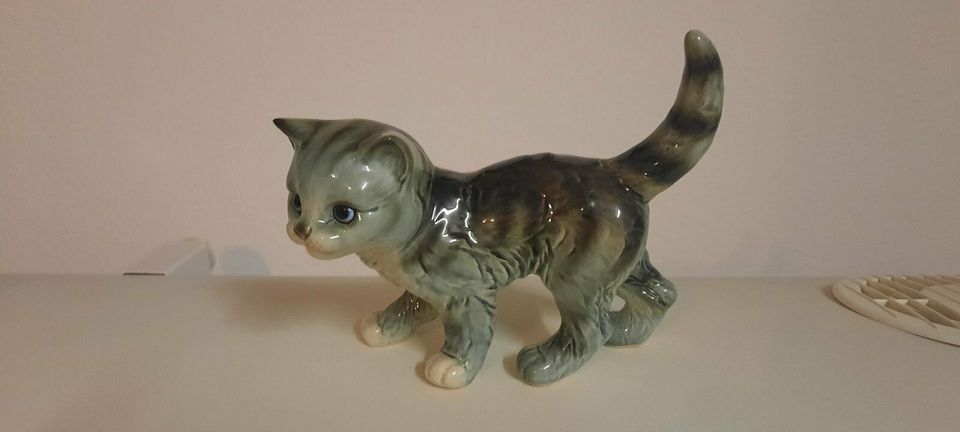 Göbel Katze Porzellan in Karlshuld