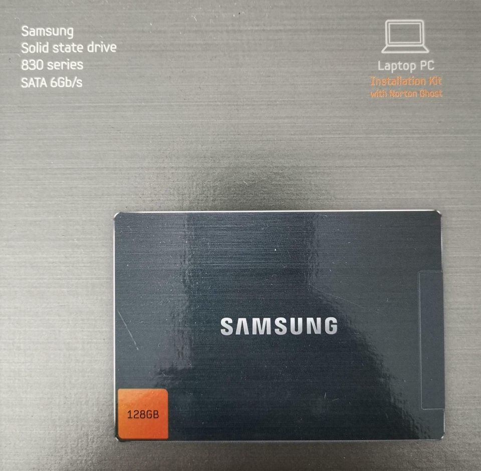 Samsung SSD 830 Series 128gb - Sata 3 - Sata6.0gbps - 2,5" in Wandsbek - Hamburg Hummelsbüttel 