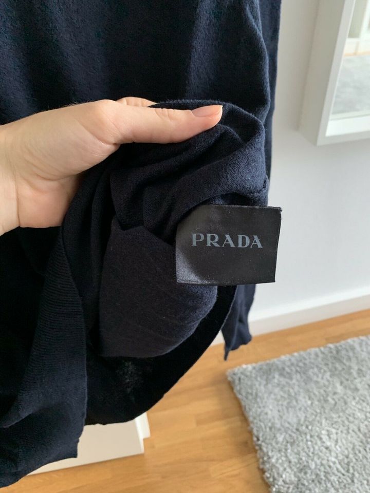 Pullover von Prada (Herren) in Nußloch